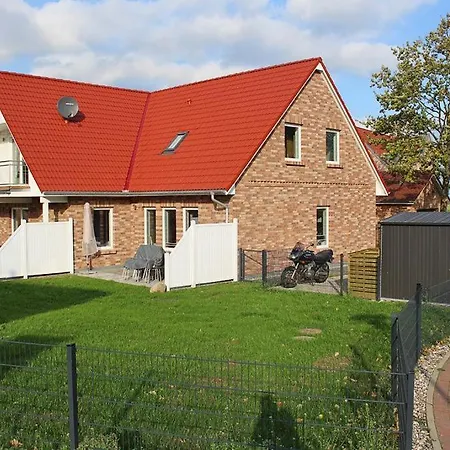 Skanhuus Holiday home *